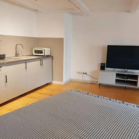 30qm Studio Rosenheimer Innenstadt Apartment *